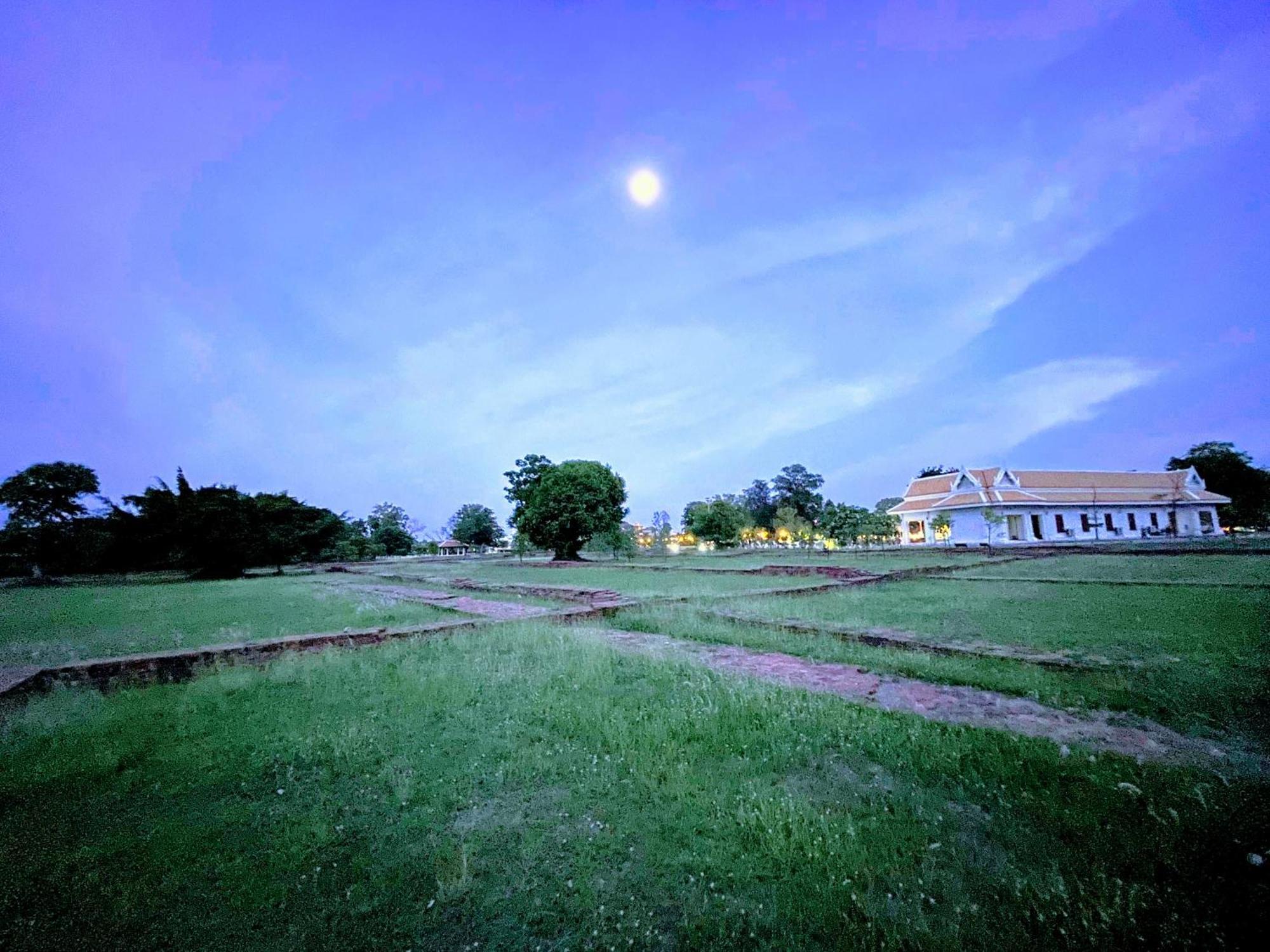 Guest house Baan Lhang Wangh บ้านหลังวัง